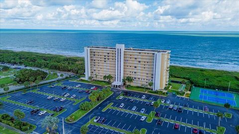 A home in Hutchinson Island