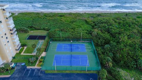 A home in Hutchinson Island