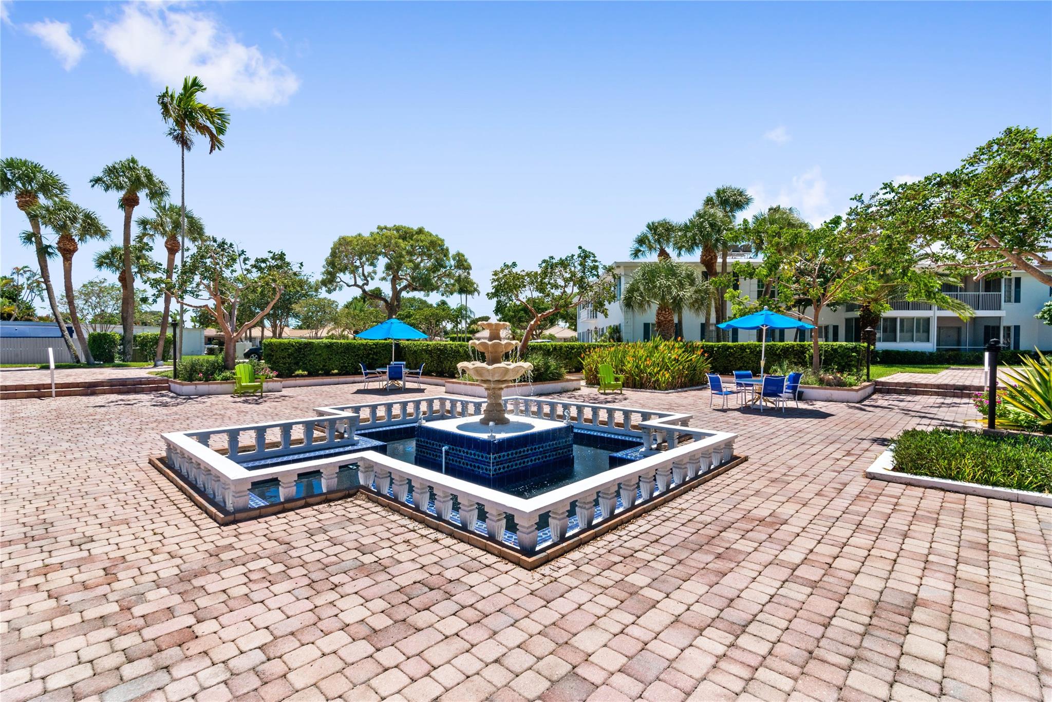 Imperial Point Colonnades - Residential Lease