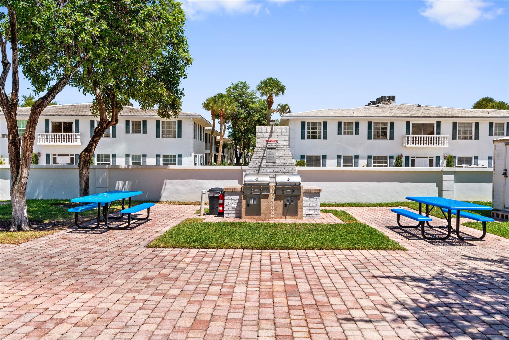 Imperial Point Colonnades - Residential Lease