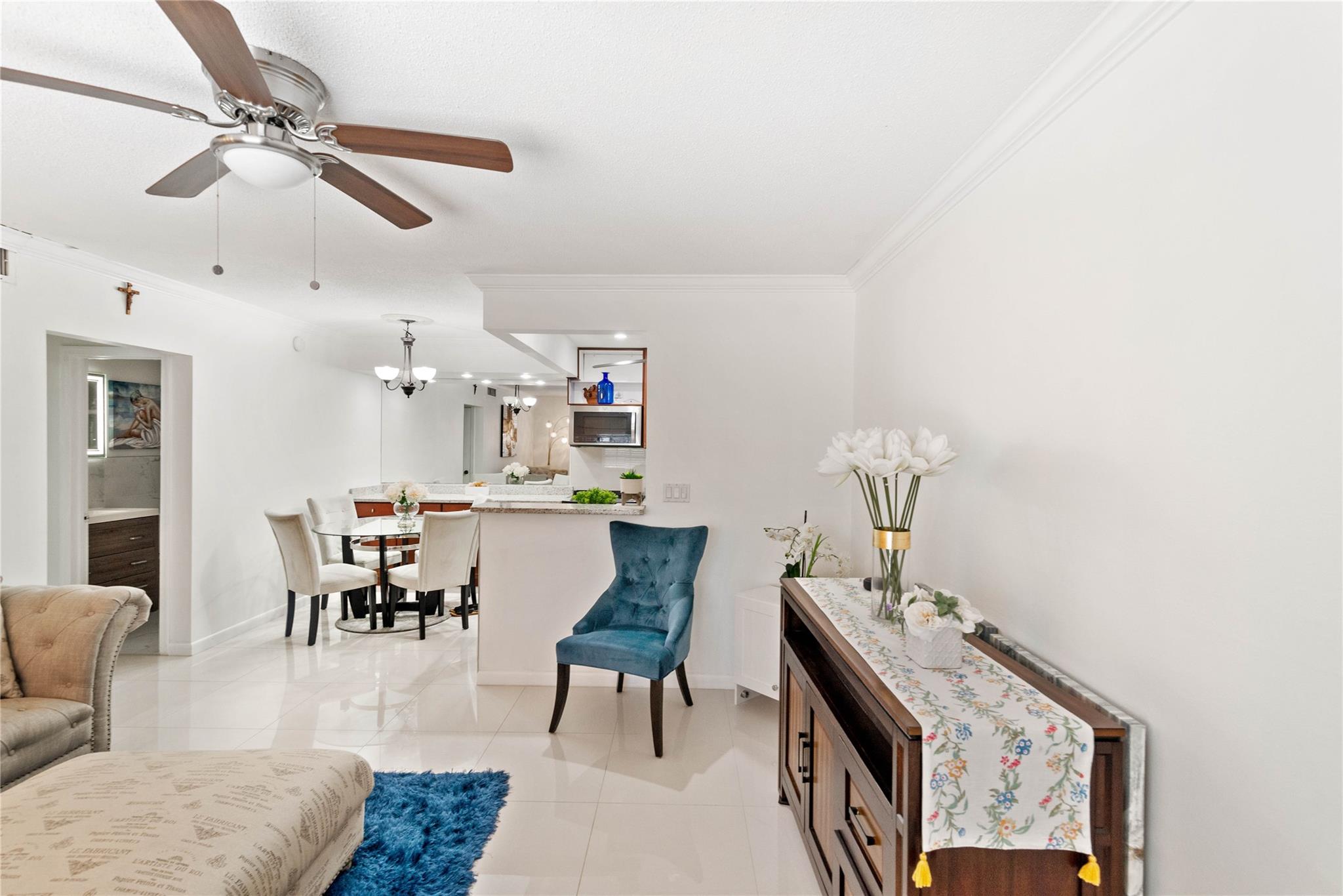 Imperial Point Colonnades - Residential Lease