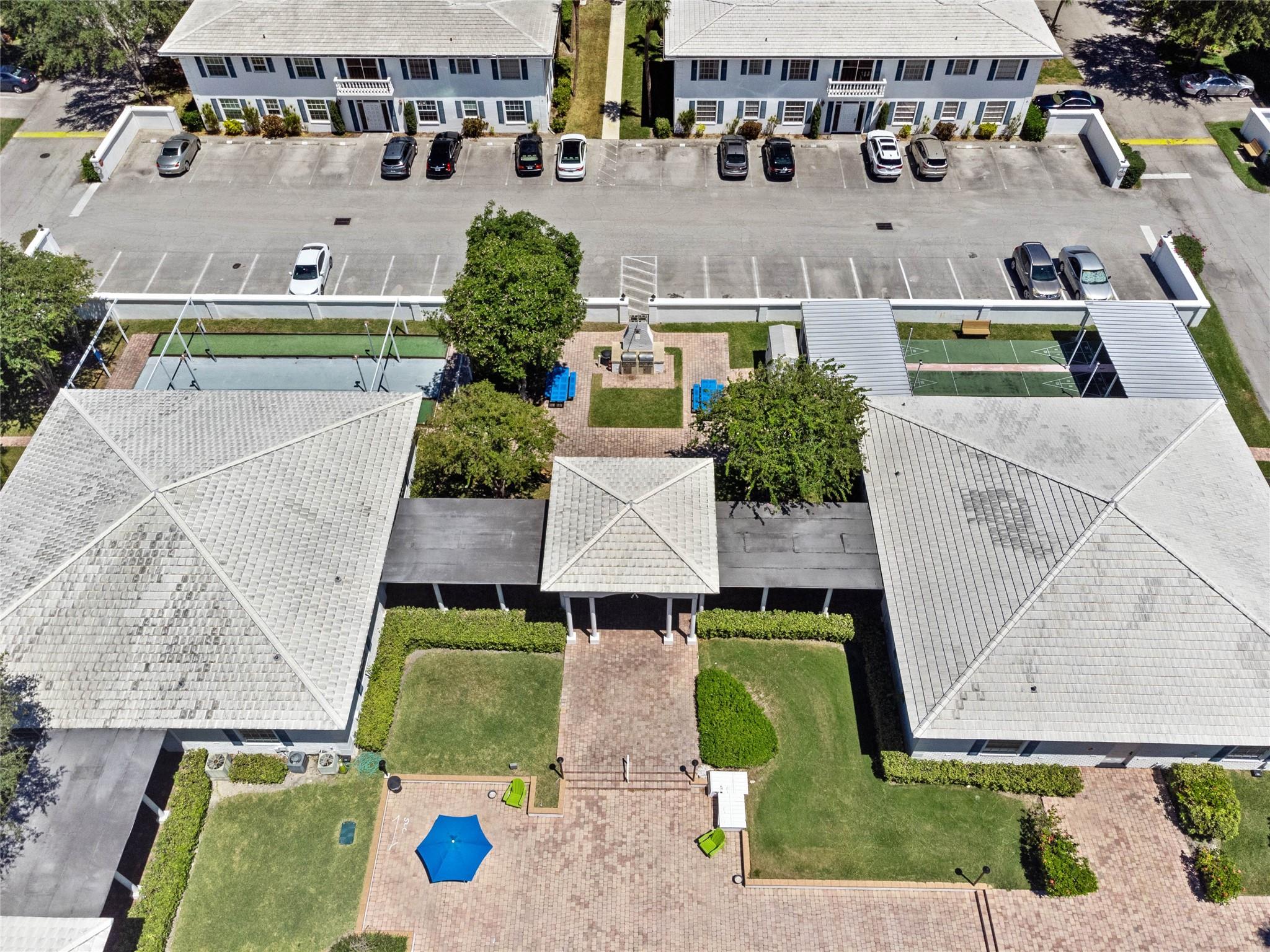 Imperial Point Colonnades - Residential Lease