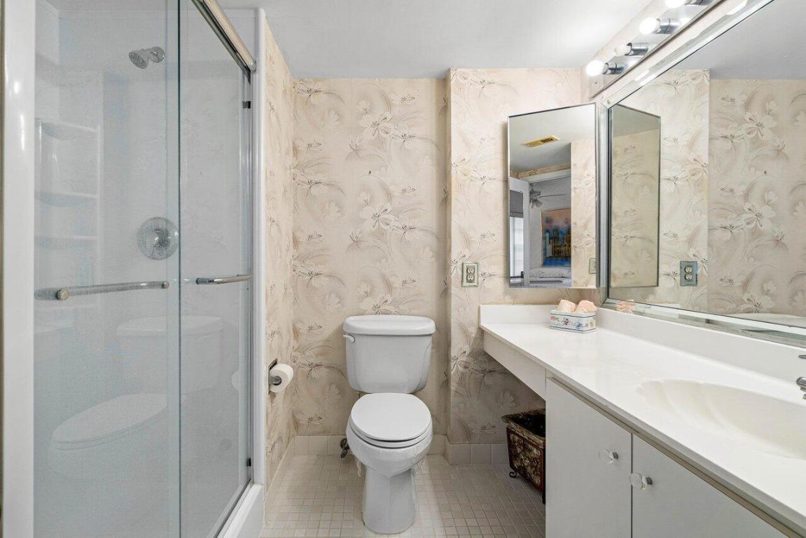 SOUTHPORT AT HUNTERS RUN CONDO - Residential Lease