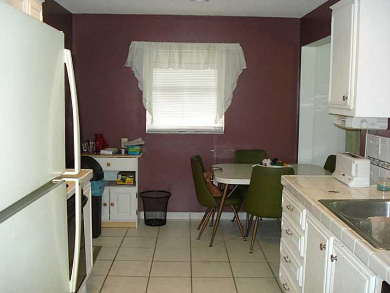 LAUDERDALE WEST 2 SEC - Residential