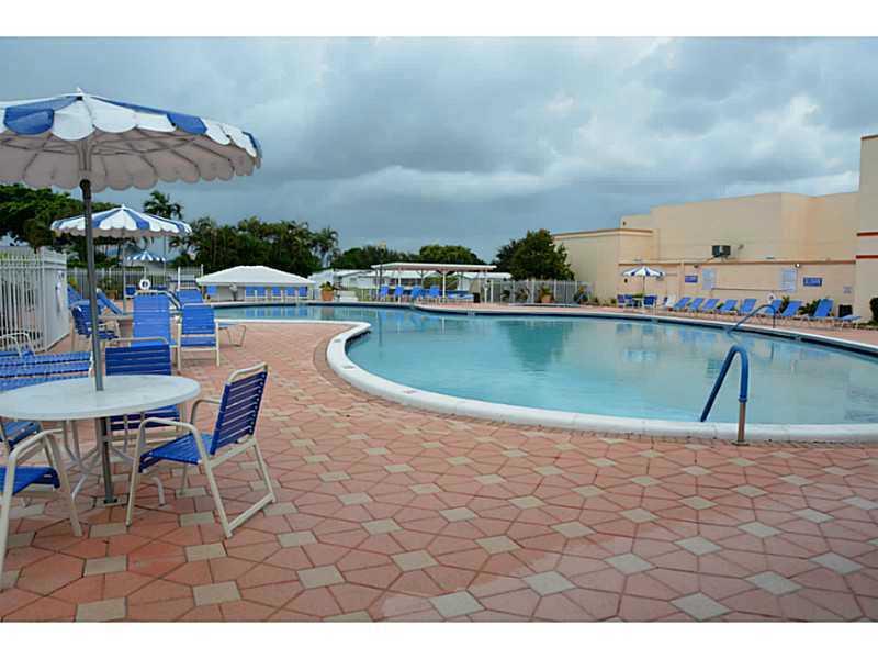 LAUDERDALE WEST 2 SEC - Residential