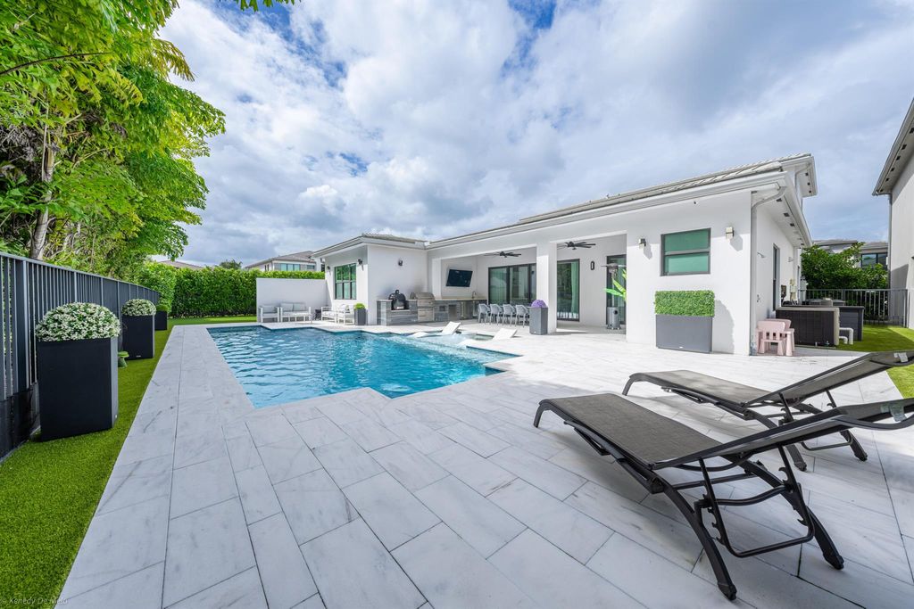 Photo of 8652 Dream Falls Street, Boca Raton, FL 33496 (MLS # R11130993)