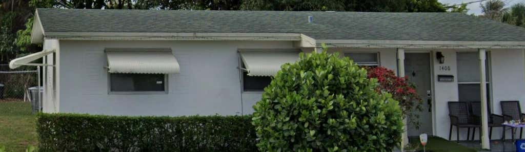 Photo of 1406 9TH Street, West Palm Beach, FL 33401 (MLS # B26060930)