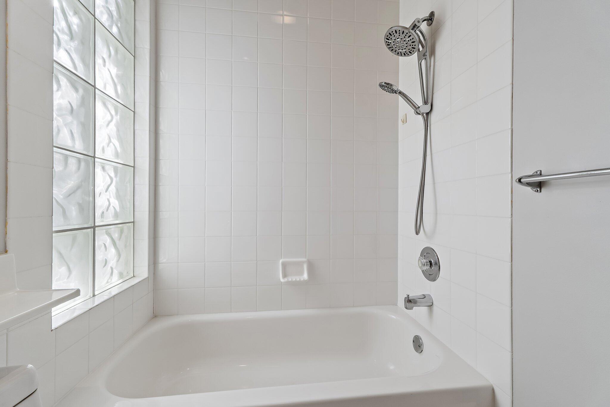 GARDEN OAKS 1 - Residential