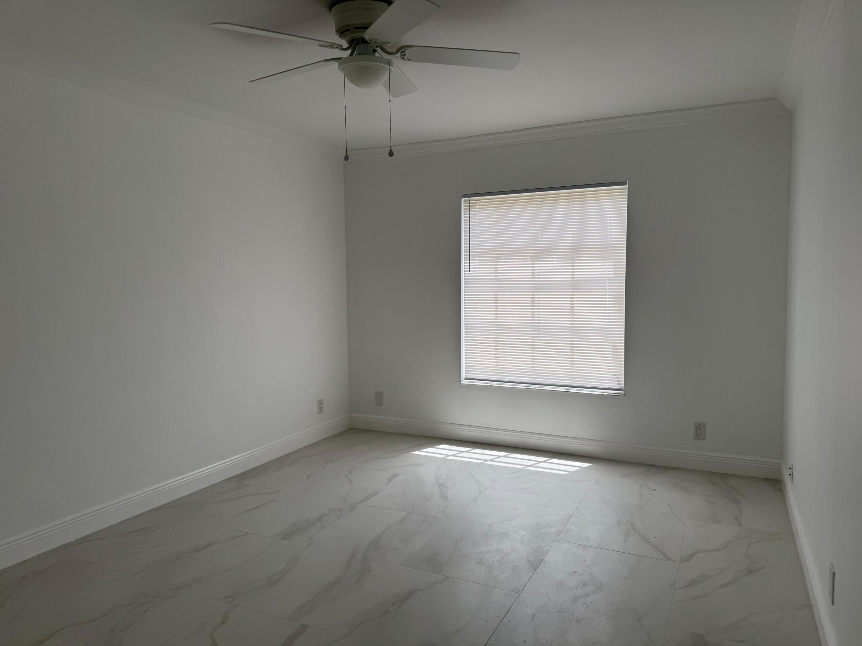 IMPERIAL POINT COLONNADES CONDO - Residential