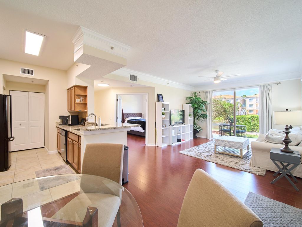 Photo of 9112 Myrtlewood Circle W, Palm Beach Gardens, FL 33418 (MLS # B26013242)