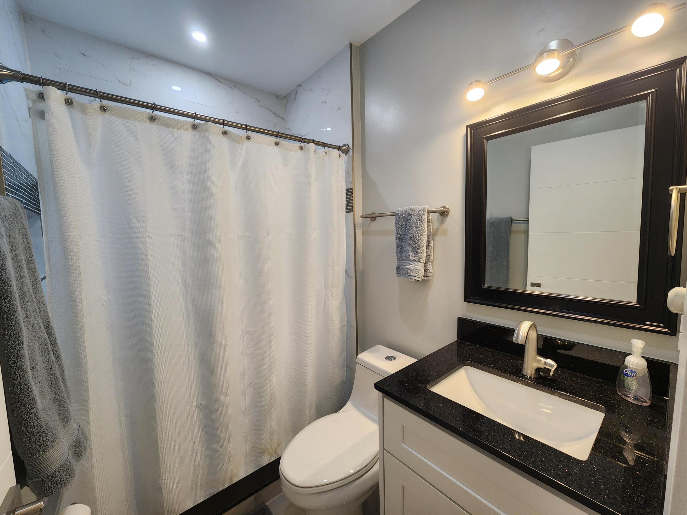 PARKER ESTATES - Residential Lease