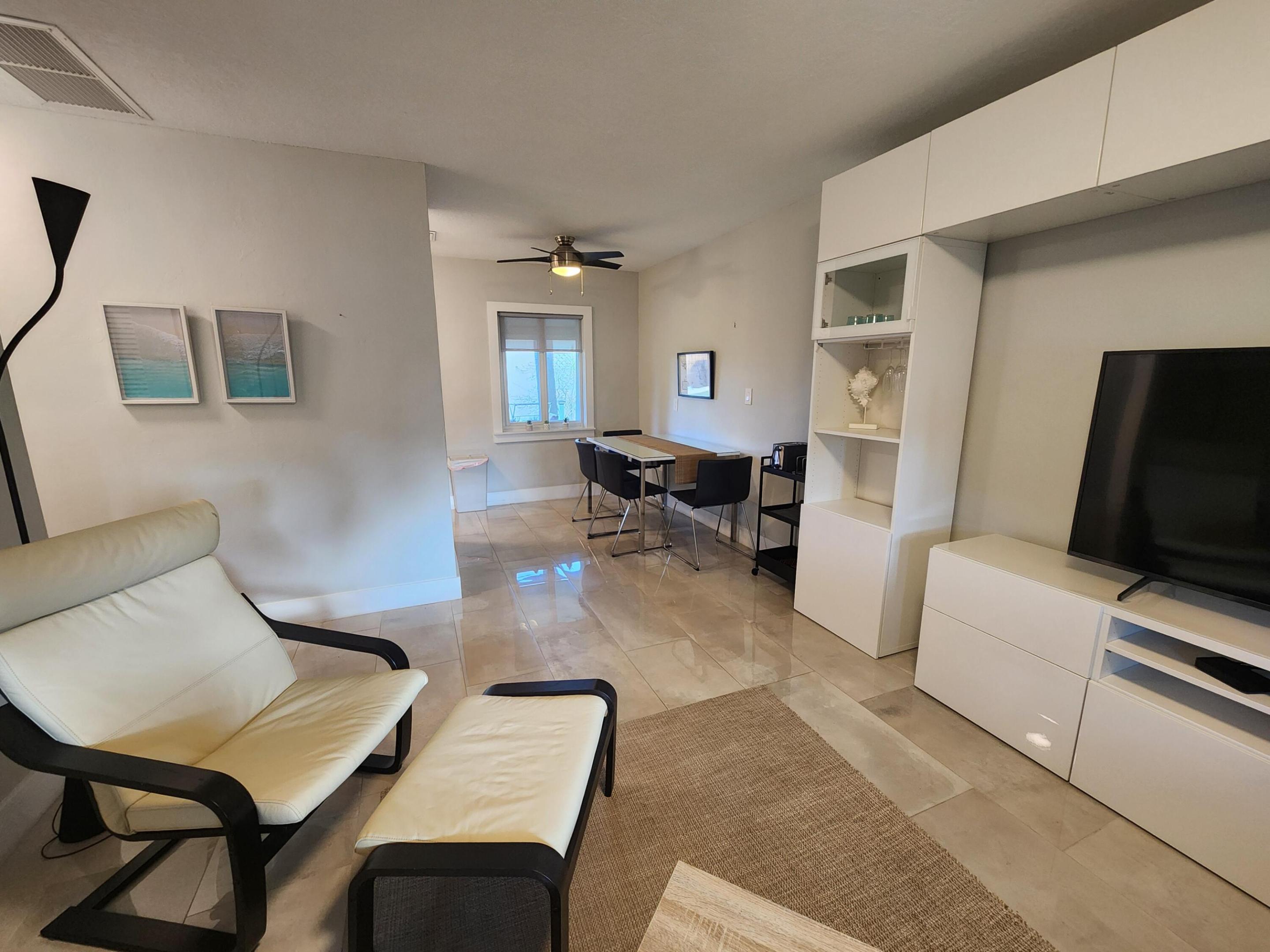 PARKER ESTATES - Residential Lease