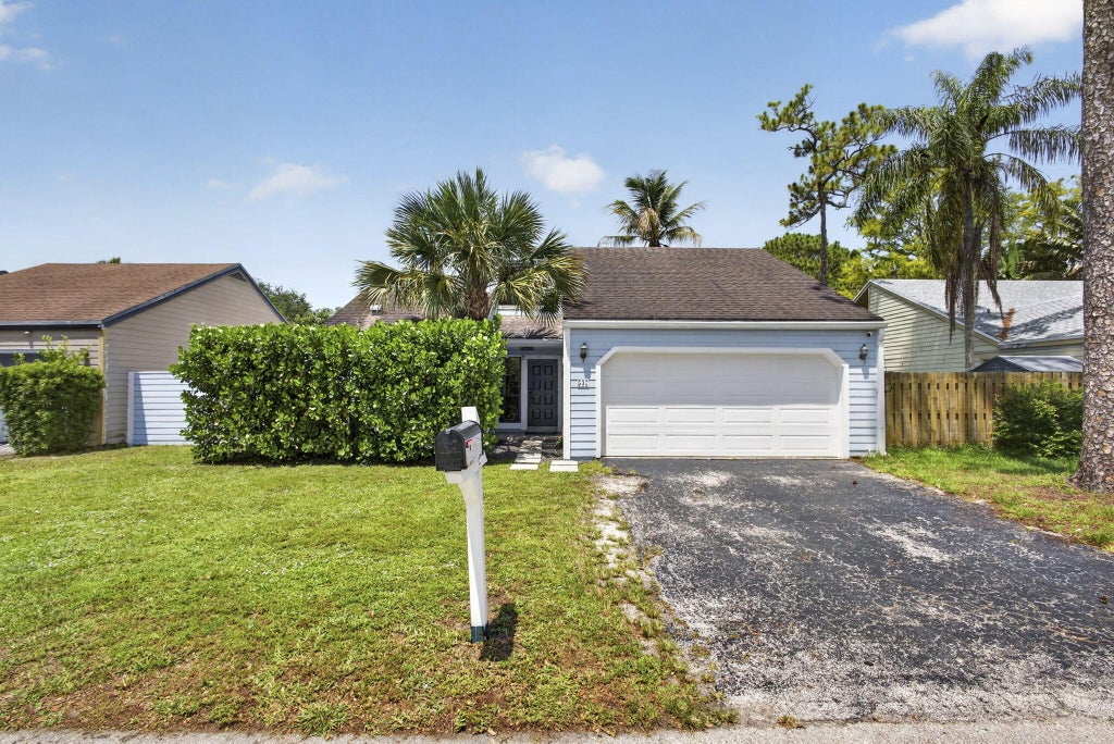 Photo of 537 Goldenwood Way, Wellington, FL 33414 (MLS # B26038662)