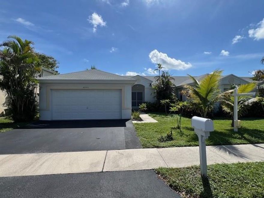 Spacious Davie Rental! Well-maintained 3-bedroom, 2-bathroom home featuring a bright open layout, kitchen with plenty of cabinet space, and comfortable living and dining areas. Primary bedroom includes ample closet space and private bath. Enjoy a large fenced backyard with screened patio, plus a garage and driveway parking. Conveniently located near schools, shopping, dining, and major highways.
