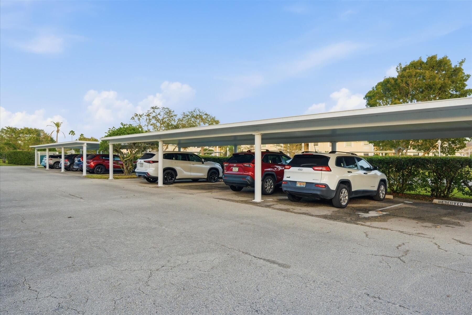 GROVE ISLE EAST CONDOMINIUM - Residential