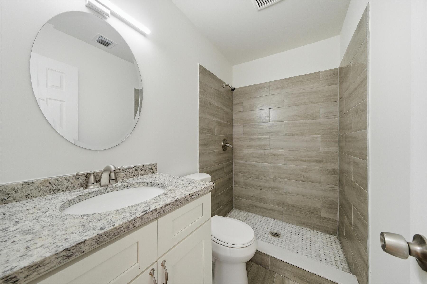 GROVE ISLE EAST CONDOMINIUM - Residential