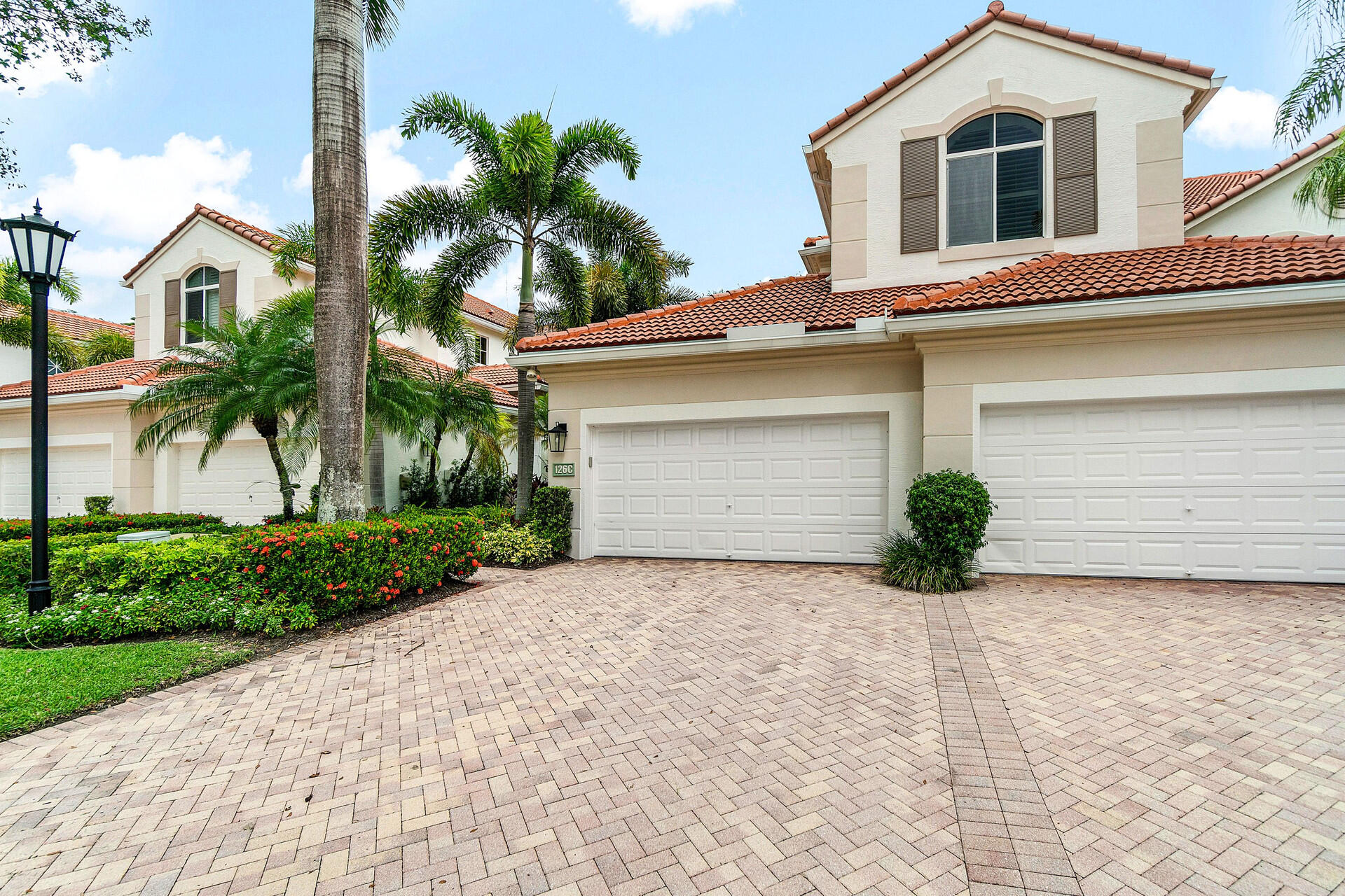Spectacular and spacious 3-Bedroom, 3-Bath Condo plus Den in BallenIsles Country Club offers the perfect blend of luxury and carefree living. Featuring a pristine, renovated Chef's Kitchen with stainless steel appliances, custom white cabinetry, and a granite island, the home also includes a formal dining room and a large living room with French glass doors leading to a screened-in balcony for relaxing or entertaining.This residence comes with a desirable sports Membership, with the option to upgrade to Golf and enjoy one of three courses, including the Signature East Course redesigned in 2022. Welcome to your beautiful home nestled in this private sanctuary.