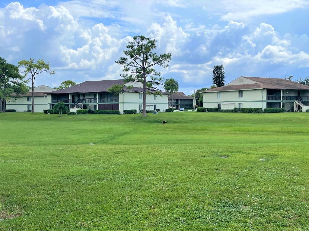 CHASEWOOD OF JUPITER CONDO - Residential