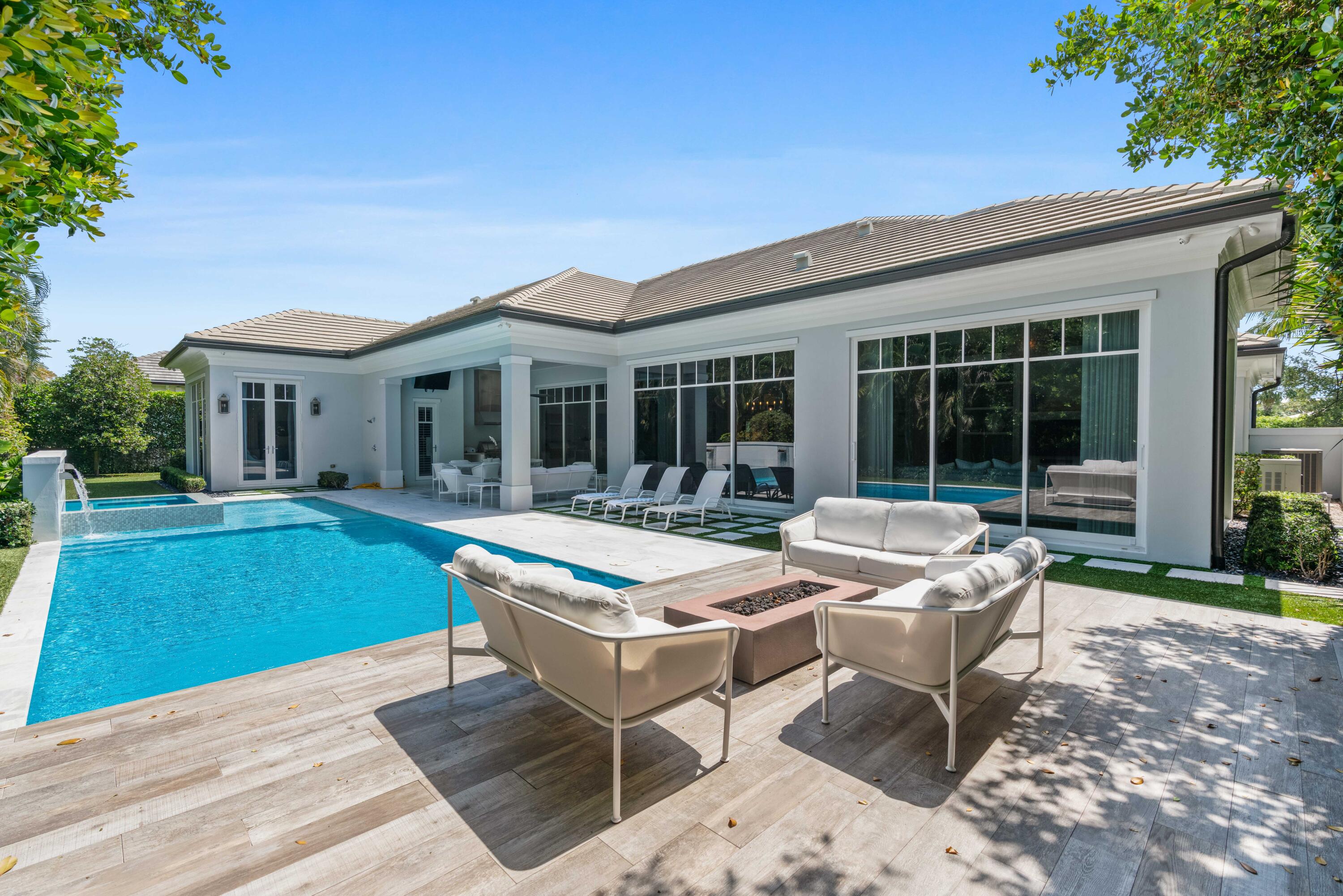 Admirals Cove - Residential