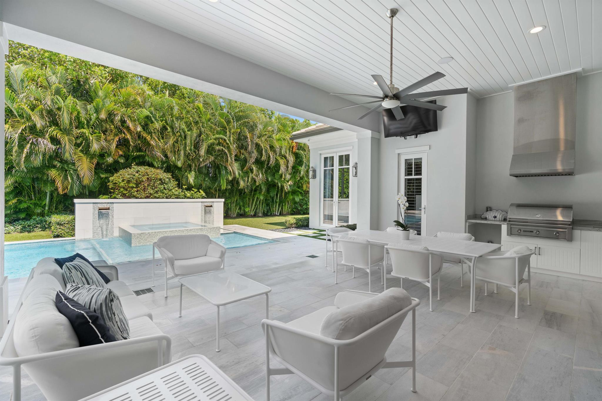 Admirals Cove - Residential