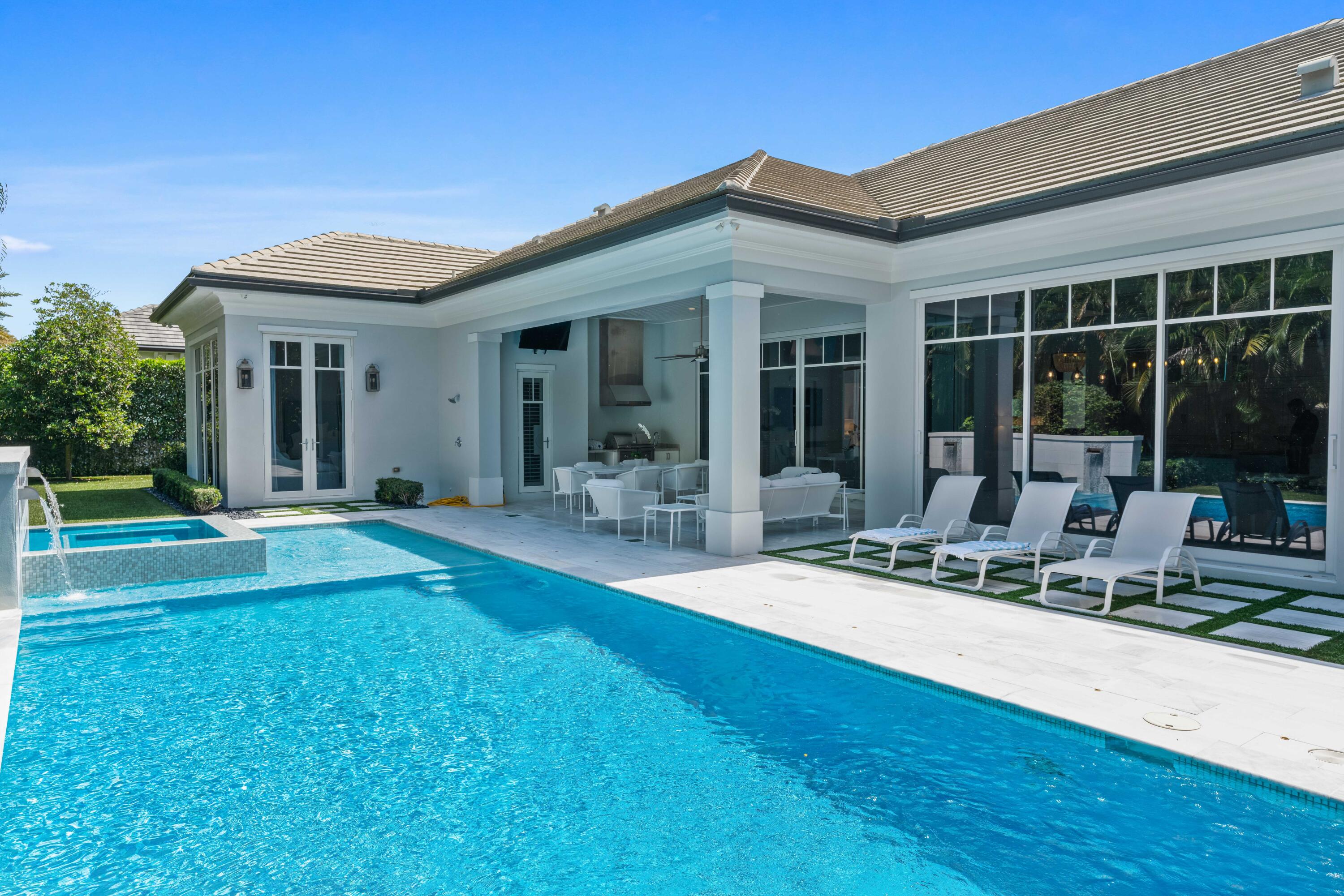 Admirals Cove - Residential