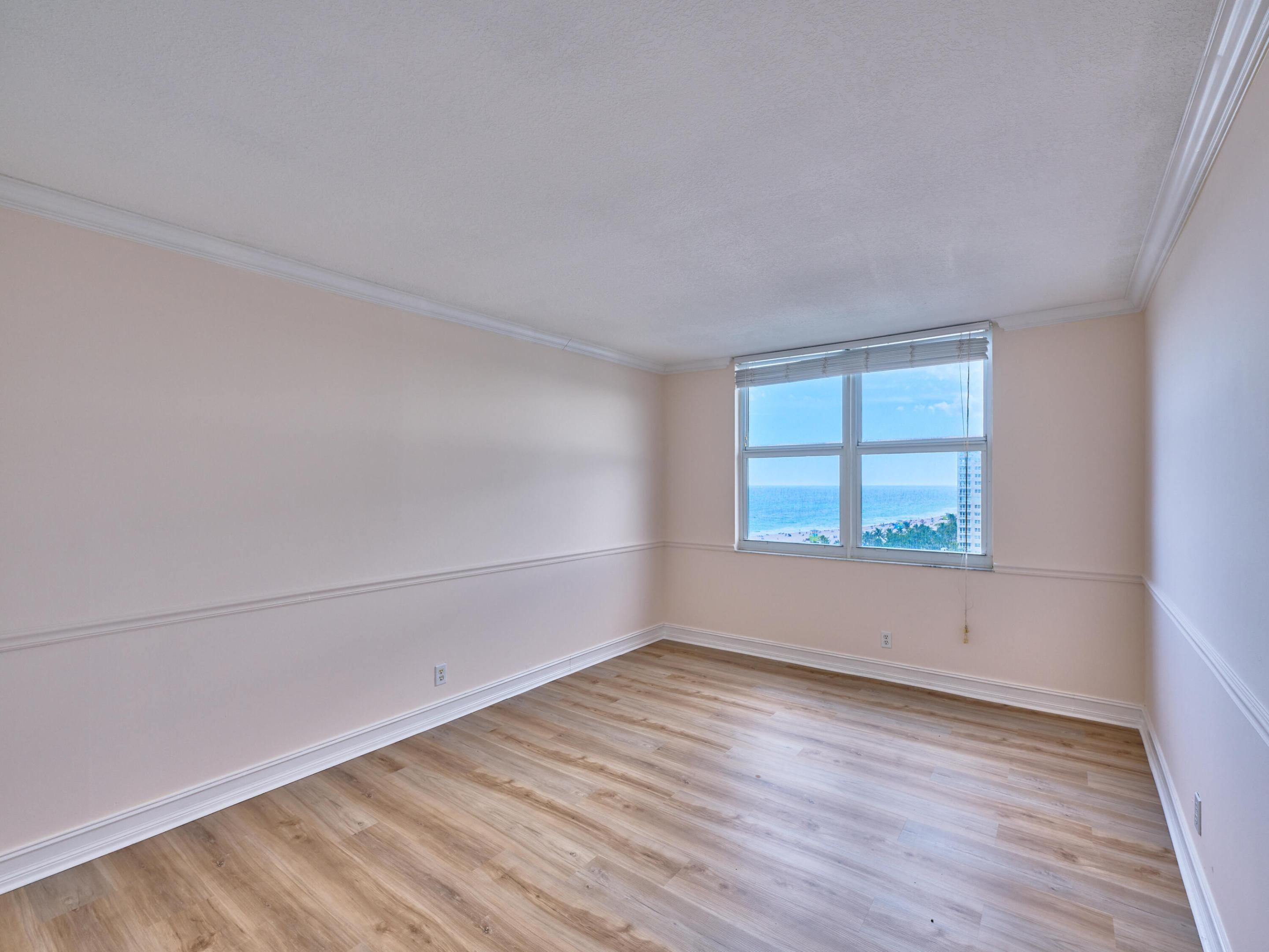 JAMAICA HOUSE CONDOMINIUM - Residential