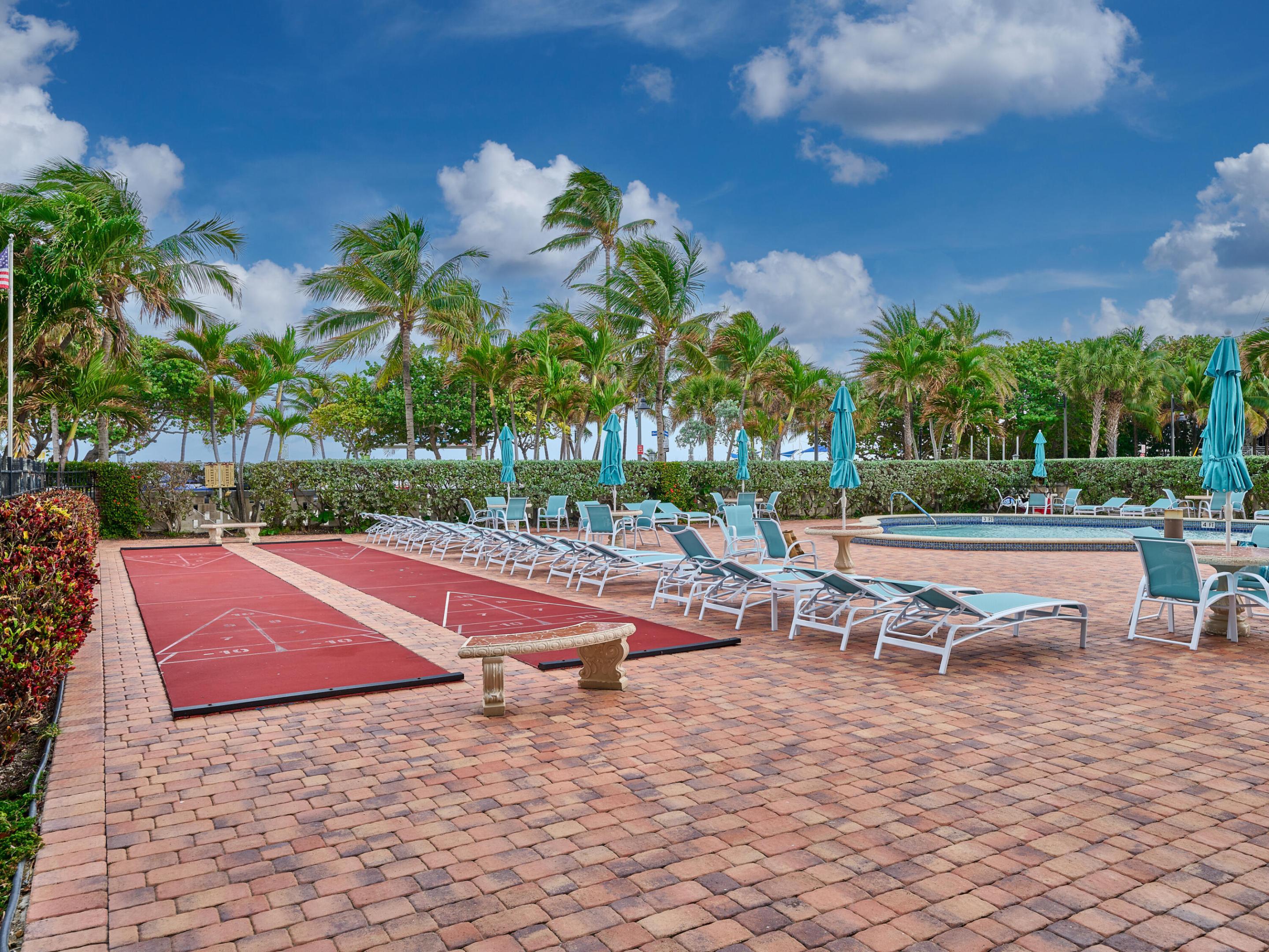 JAMAICA HOUSE CONDOMINIUM - Residential