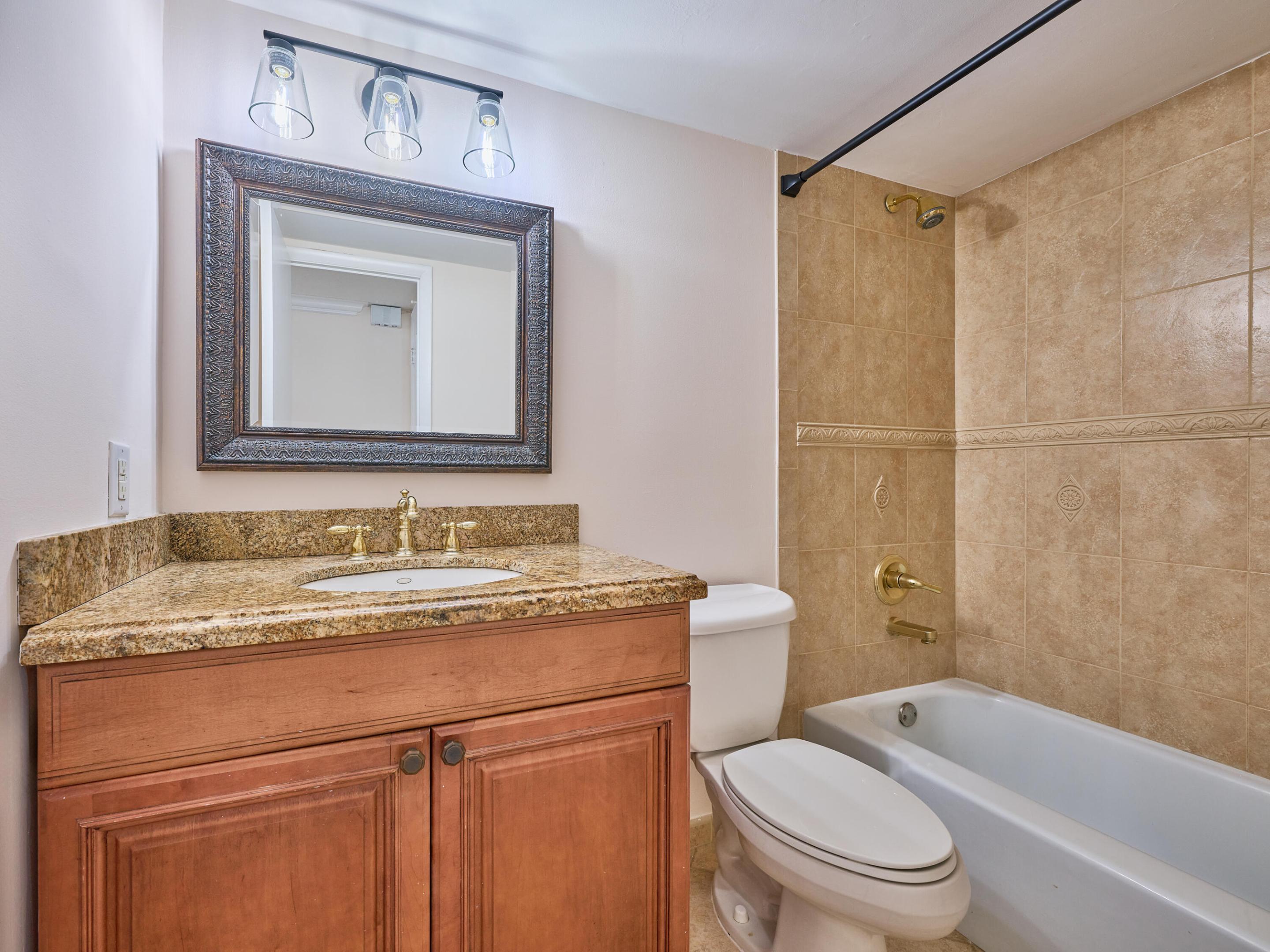 JAMAICA HOUSE CONDOMINIUM - Residential