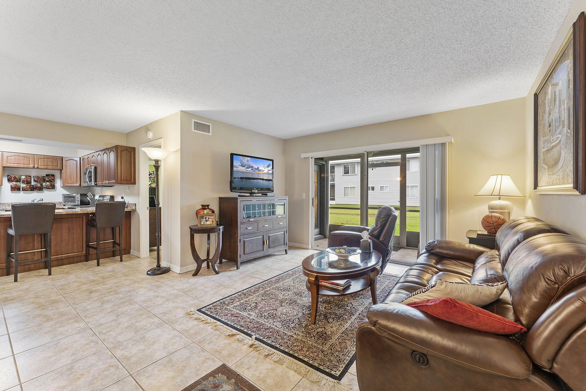 112 SE Village Drive 112