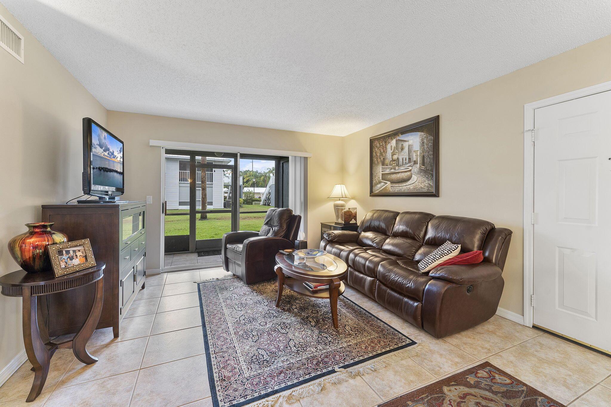 112 SE Village Drive 112
