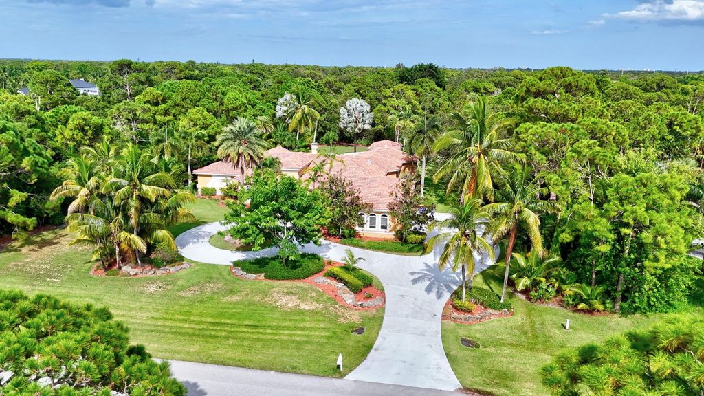 Photo of 7934 SE Country Estates Way, Jupiter, FL 33458 (MLS # R11121579)