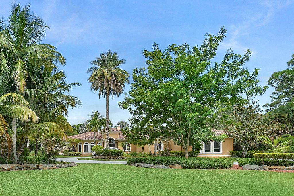 Photo of 7934 SE Country Estates Way, Jupiter, FL 33458 (MLS # R11121579)