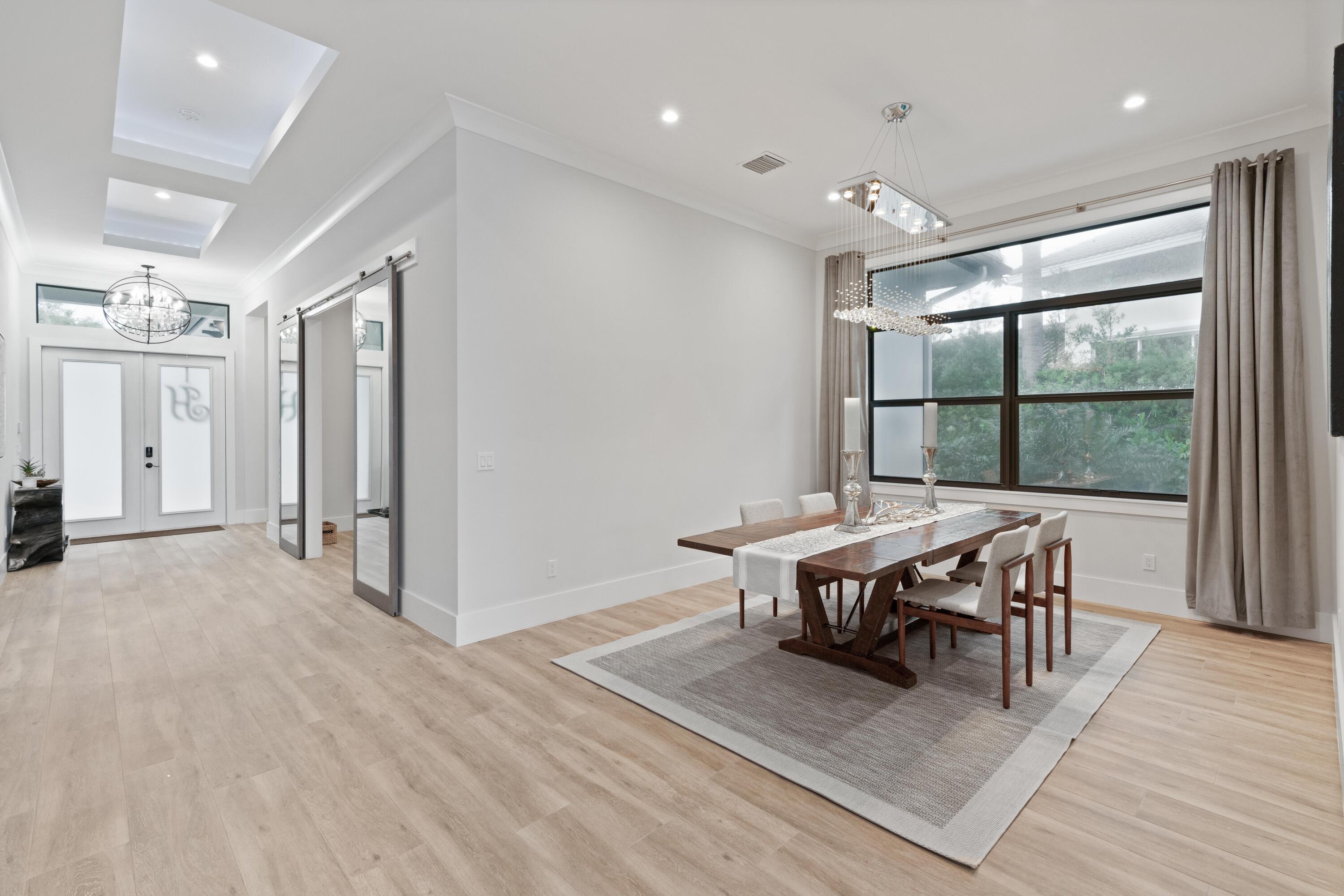 LANTANA POINT - Residential