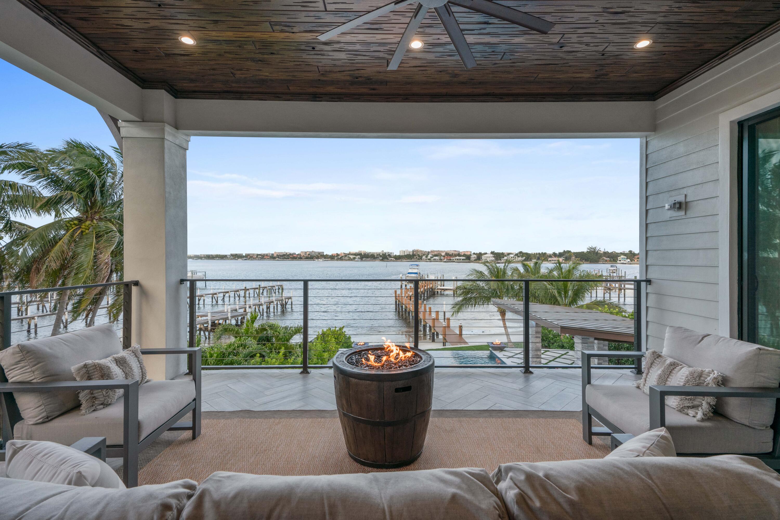 LANTANA POINT - Residential