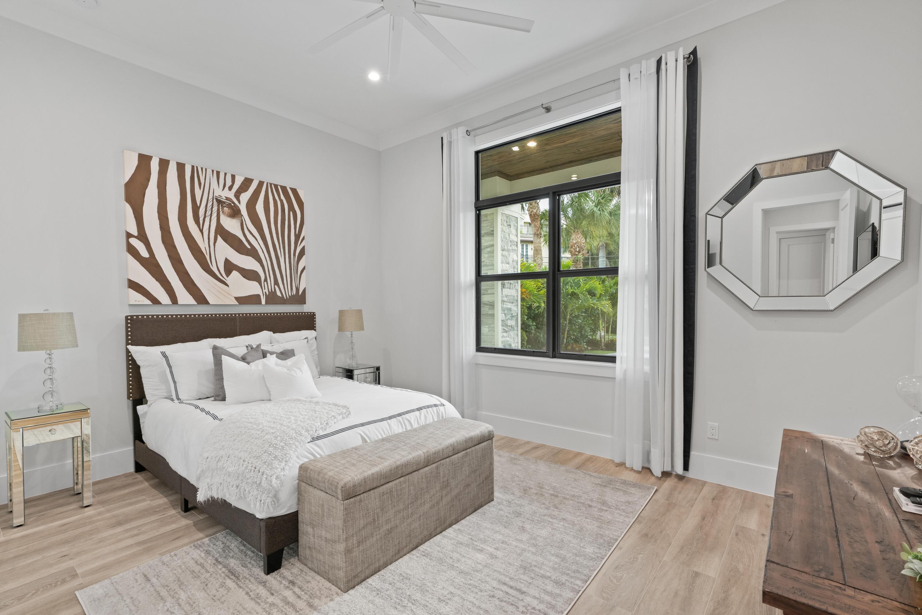 LANTANA POINT - Residential