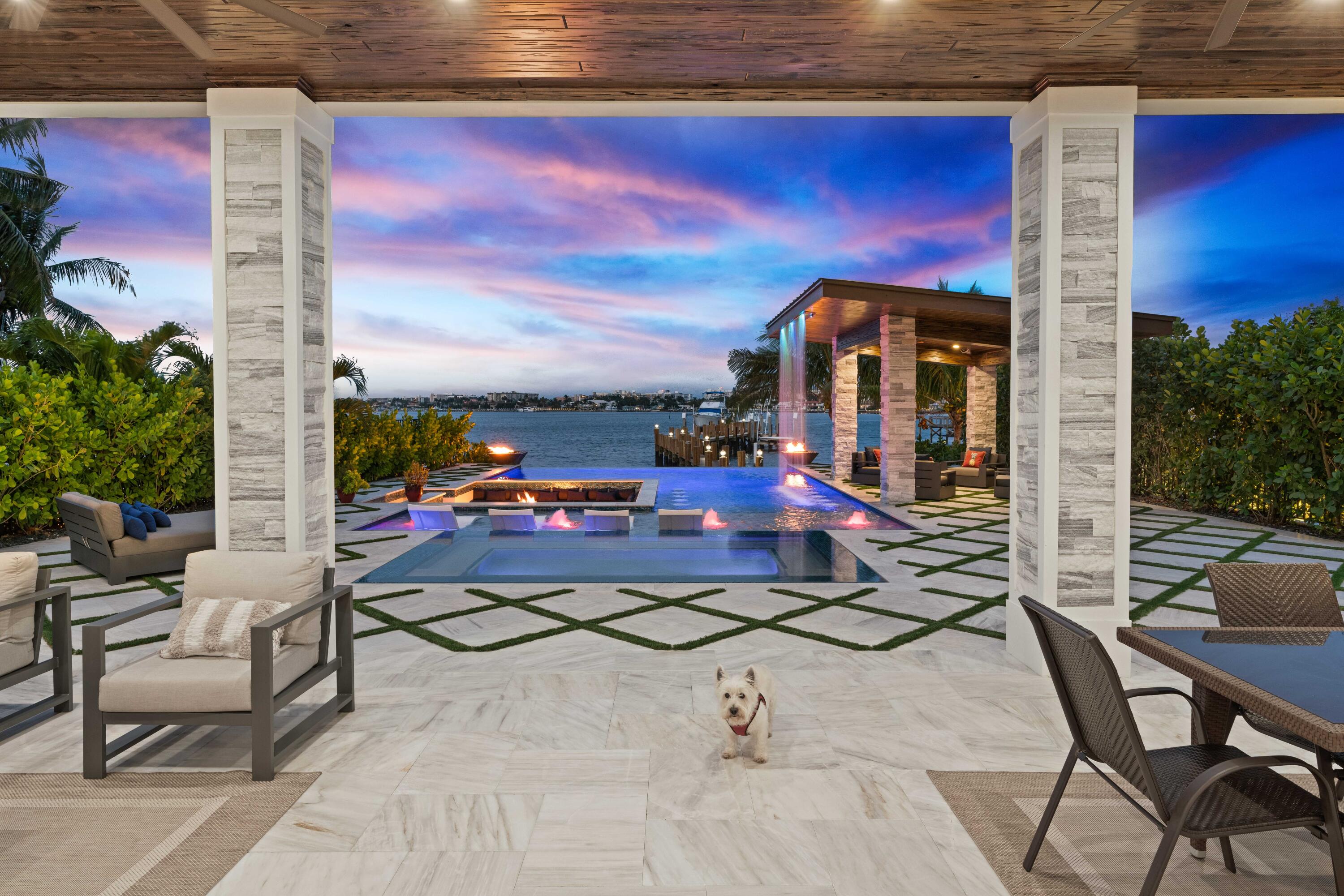 LANTANA POINT - Residential