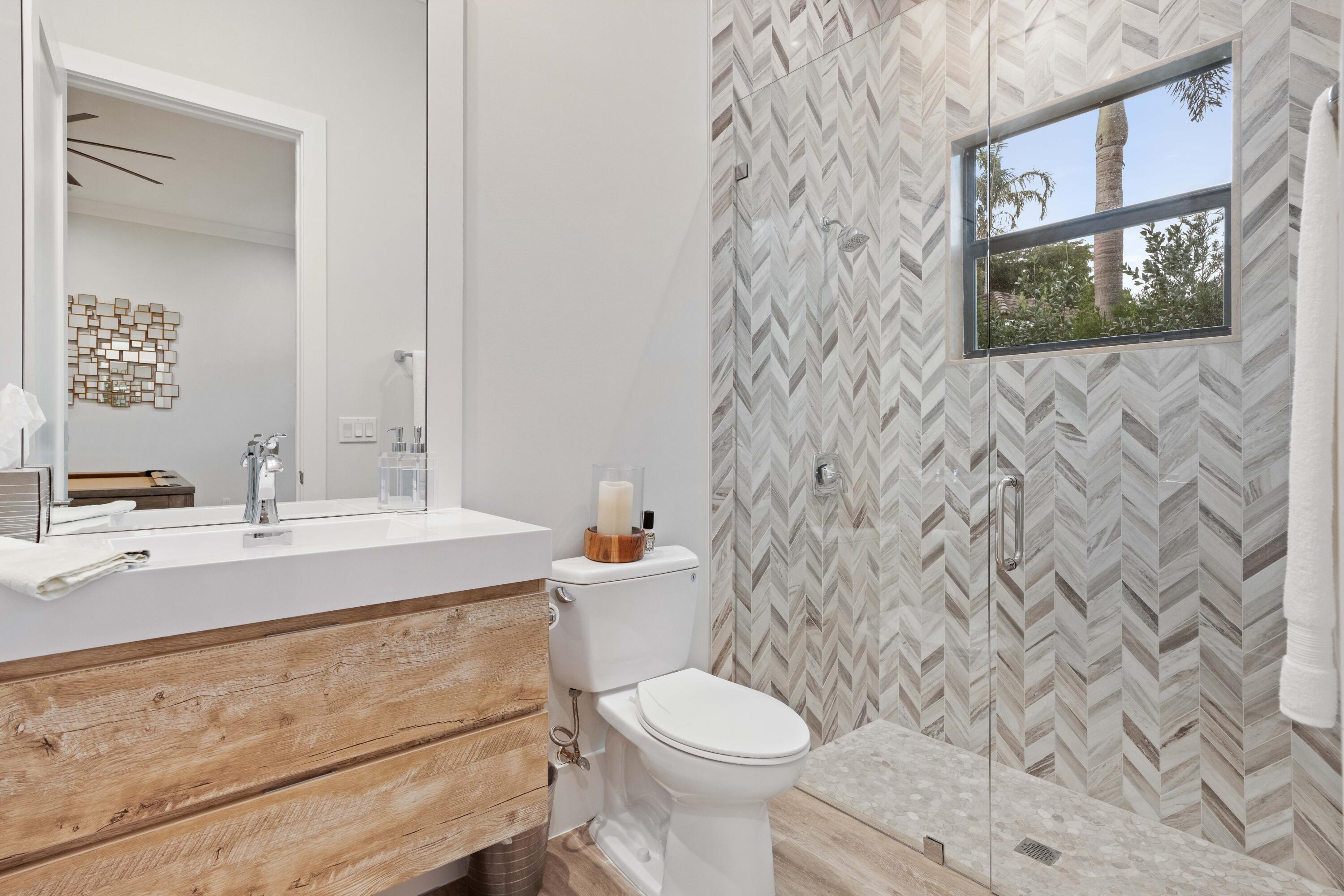 LANTANA POINT - Residential