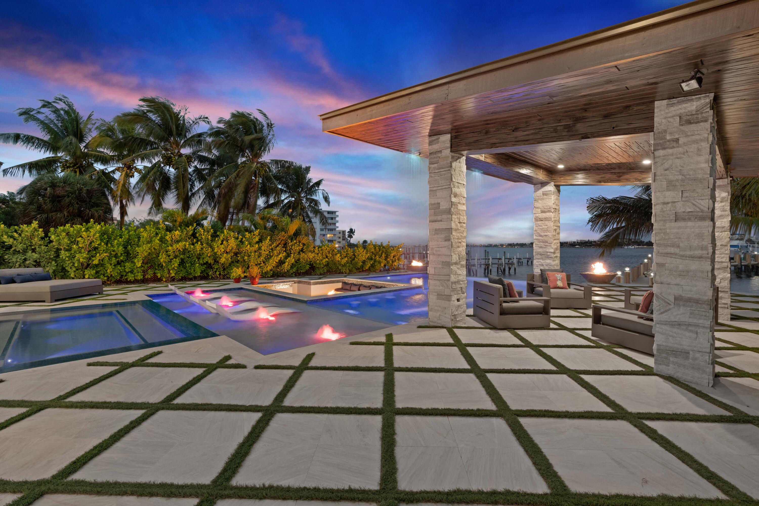 LANTANA POINT - Residential