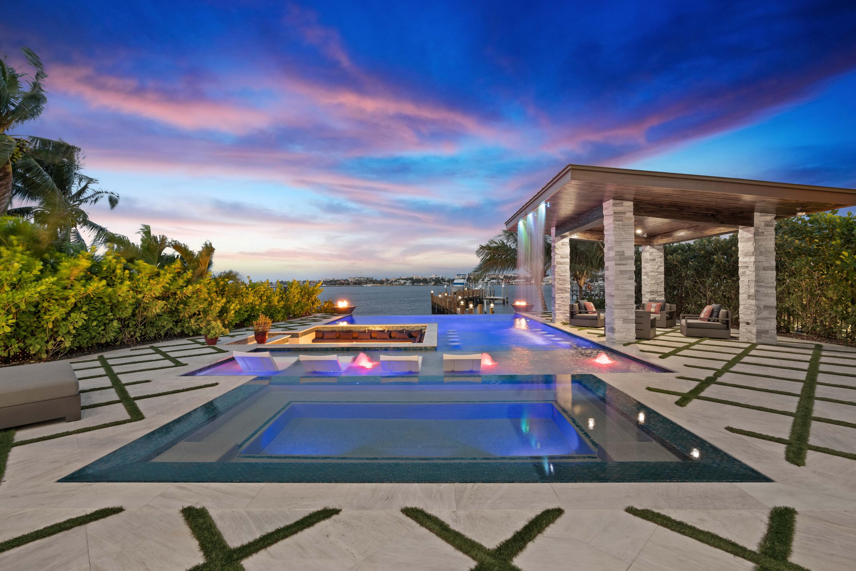 LANTANA POINT - Residential