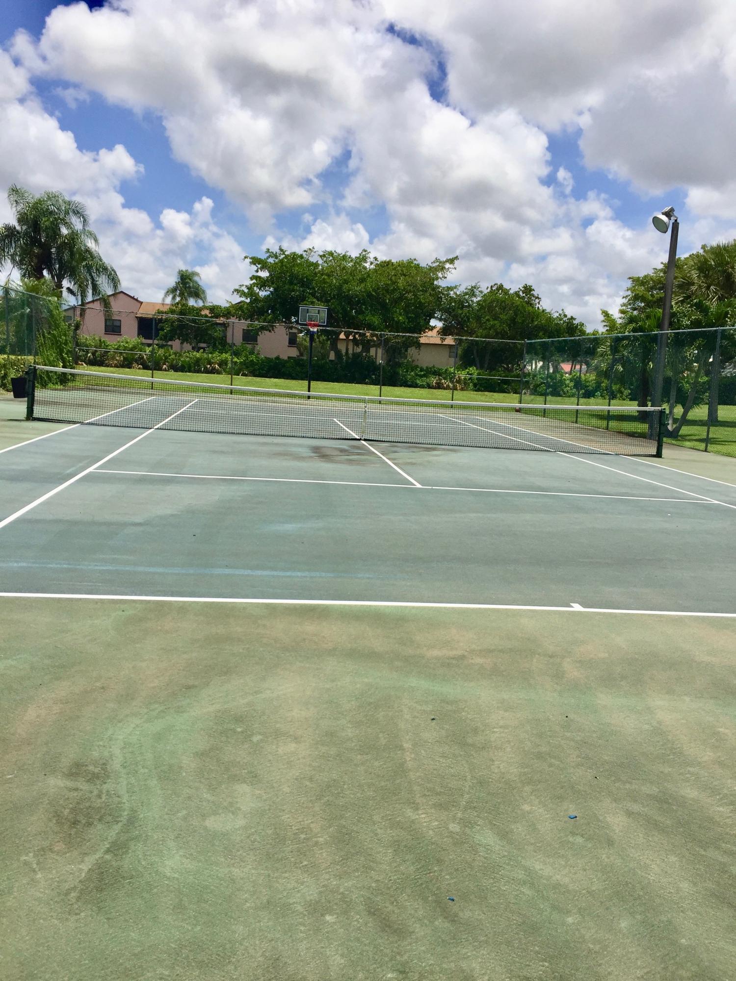 WEDGEWOOD ESTATES - Residential Lease