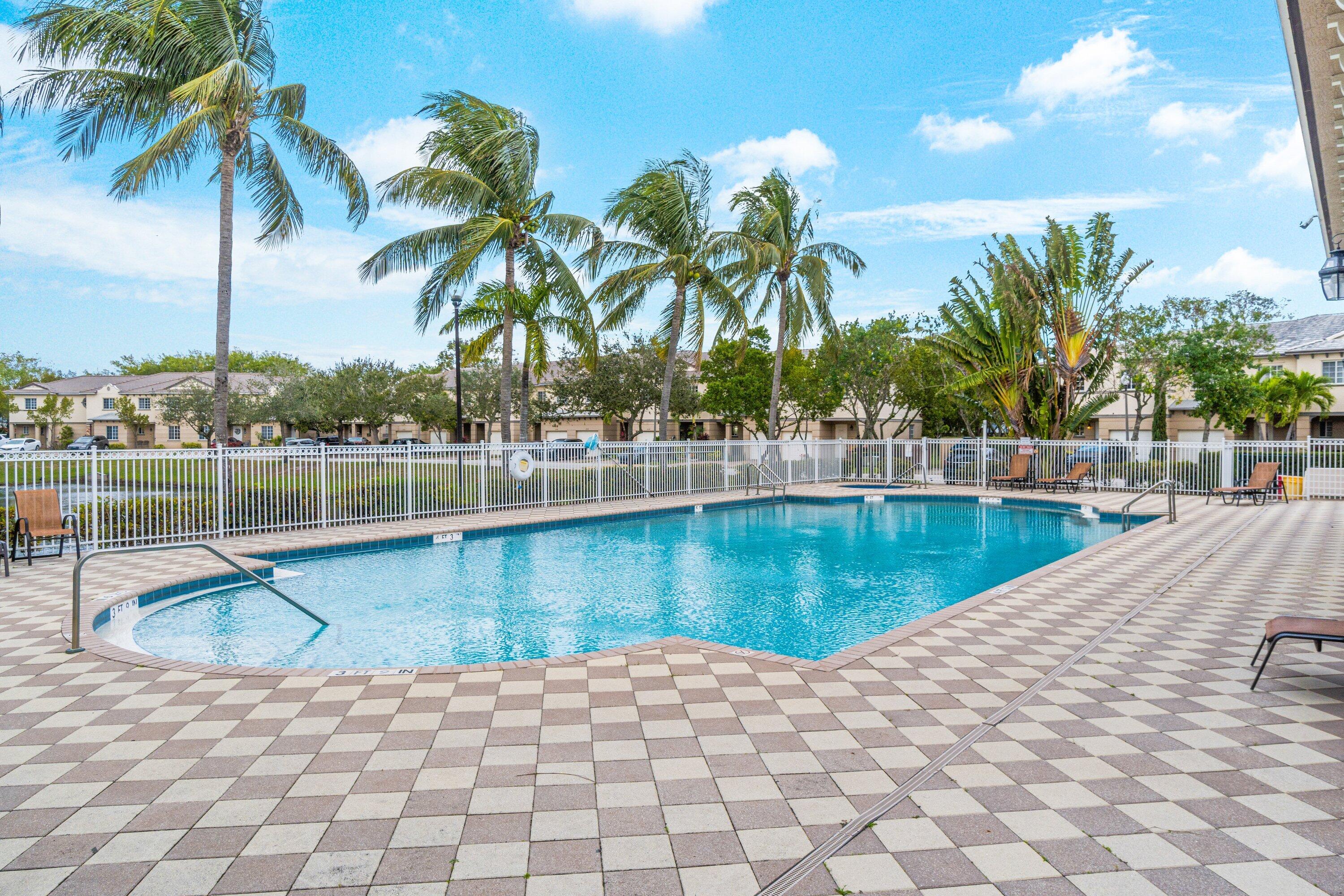 MARSH HARBOUR - Residential