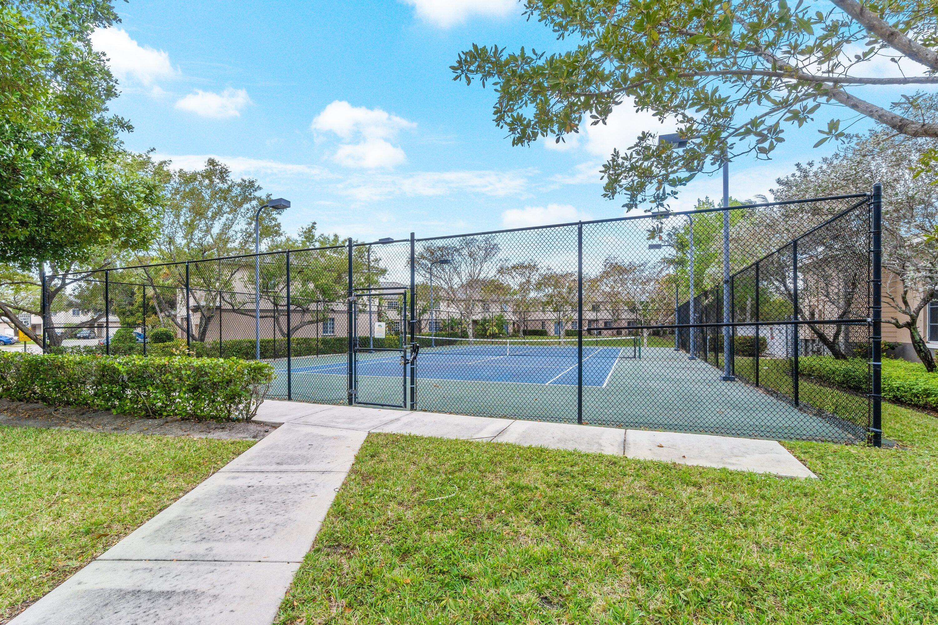 MARSH HARBOUR - Residential