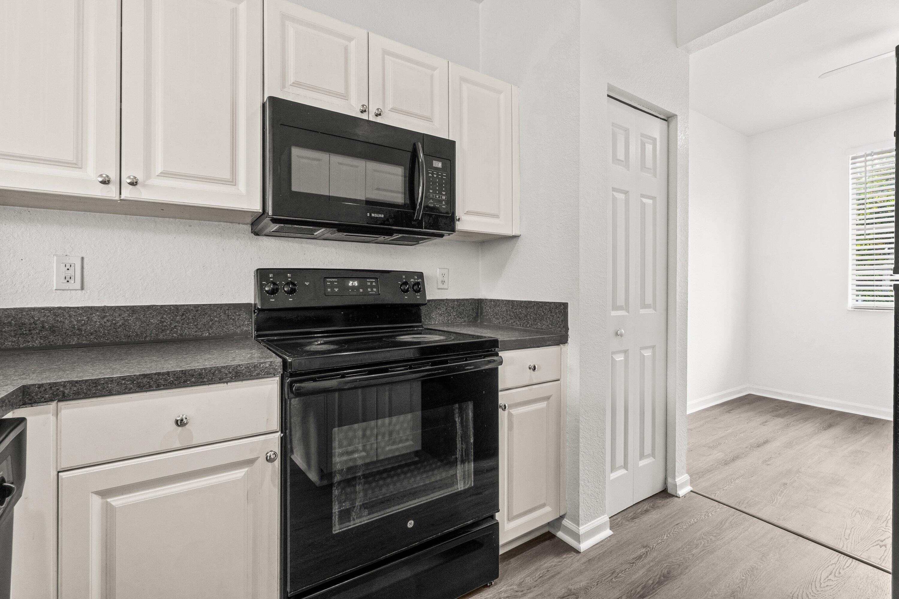 MARSH HARBOUR - Residential