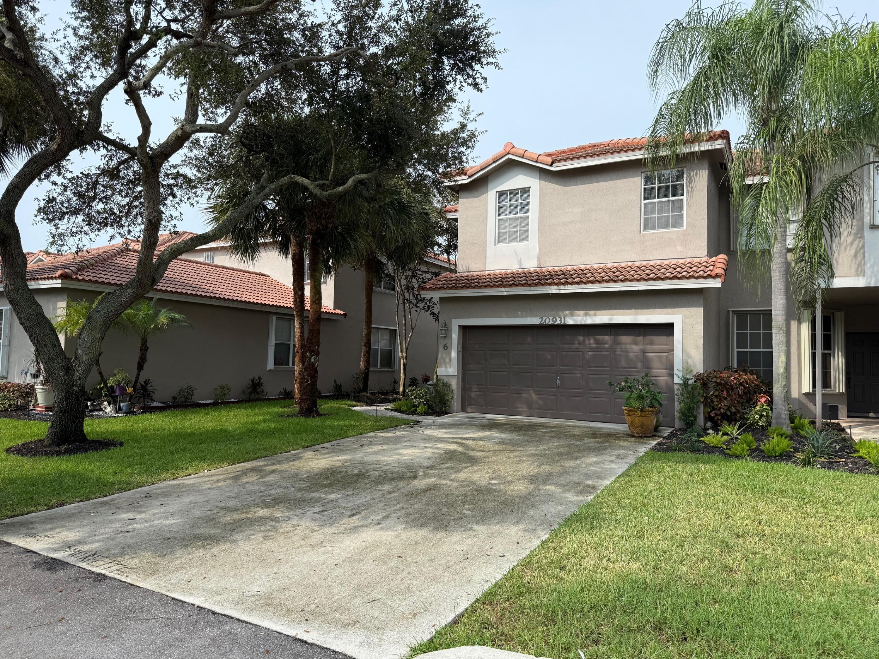 Great Opportunity rarely available townhome in Mission Bay. End-unit (premium lot), 2 car garage and double wide driveway. Highly desirable 3 bed/ 2.5 bath townhome nestled in the exclusive subdivision of Las Flores in Mission Bay. Entire unit freshly painted and clean. Ready for immediate move-in.Cable and Internet provided by association. Amenities include pool, tennis courts, pickleball, basketball court, soccer and clubhouse.