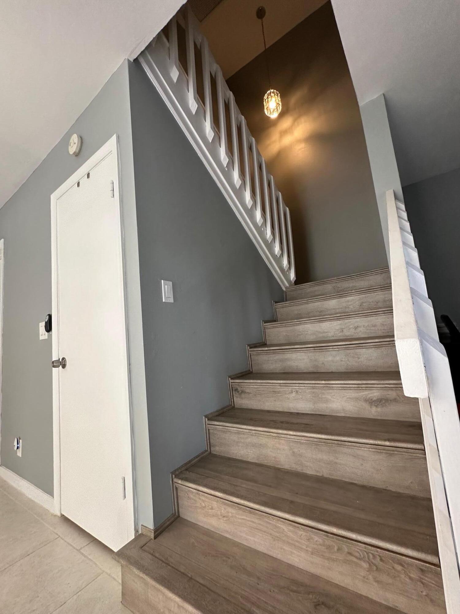 MIRAMAR TOWNHOMES FILED 10-23-79 - Residential