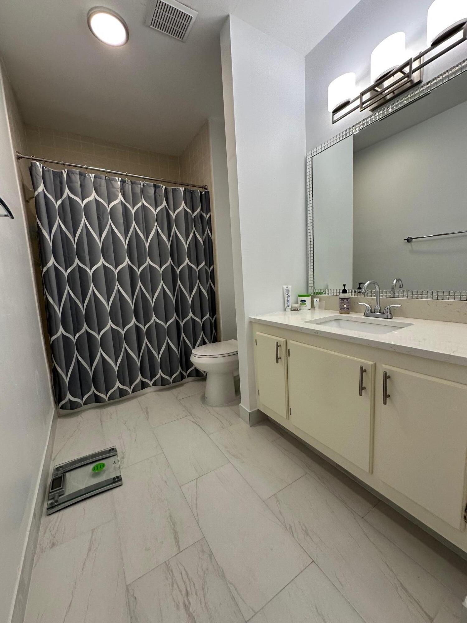 MIRAMAR TOWNHOMES FILED 10-23-79 - Residential