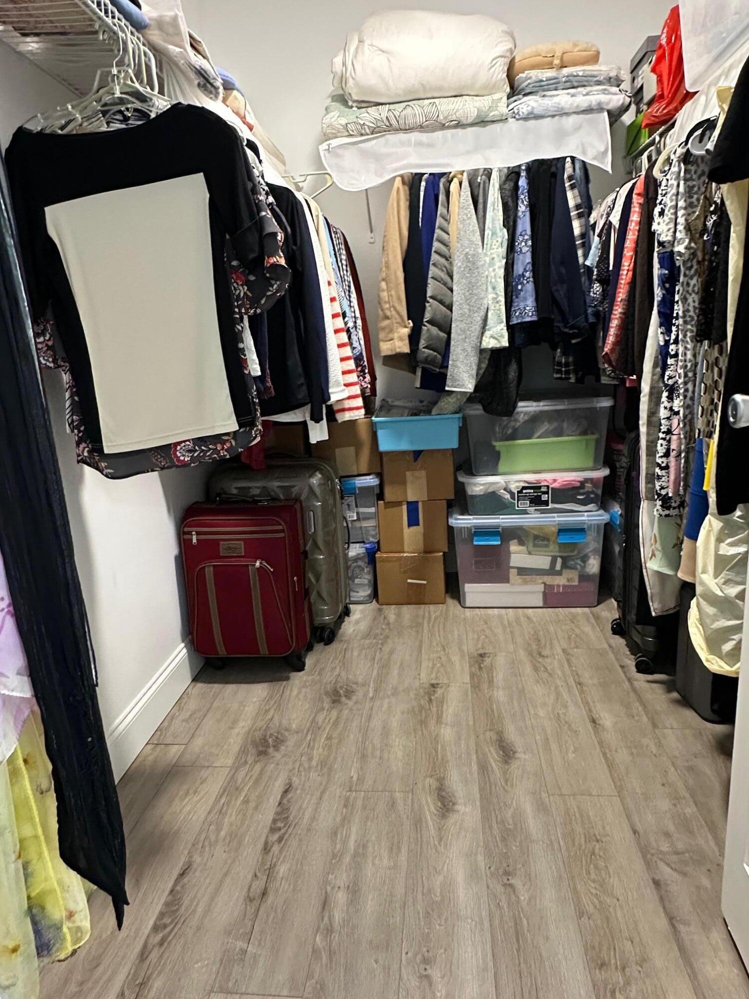 MIRAMAR TOWNHOMES FILED 10-23-79 - Residential