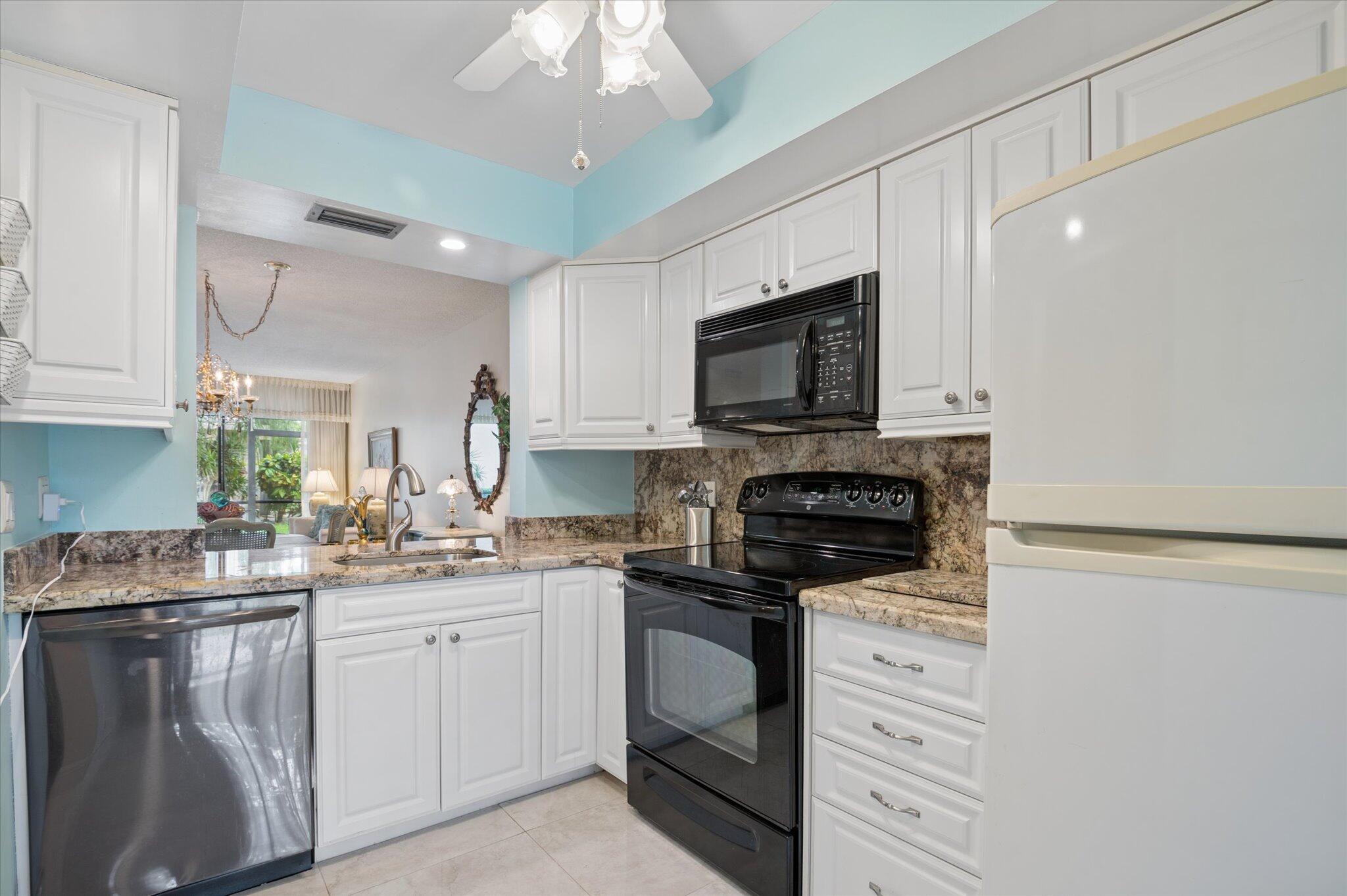 MEADOWRIDGE CONDO - Residential