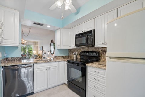 Tiny photo for 2307 SW 15th Street SW #1, Deerfield Beach, FL 33442 (MLS # B26027739)