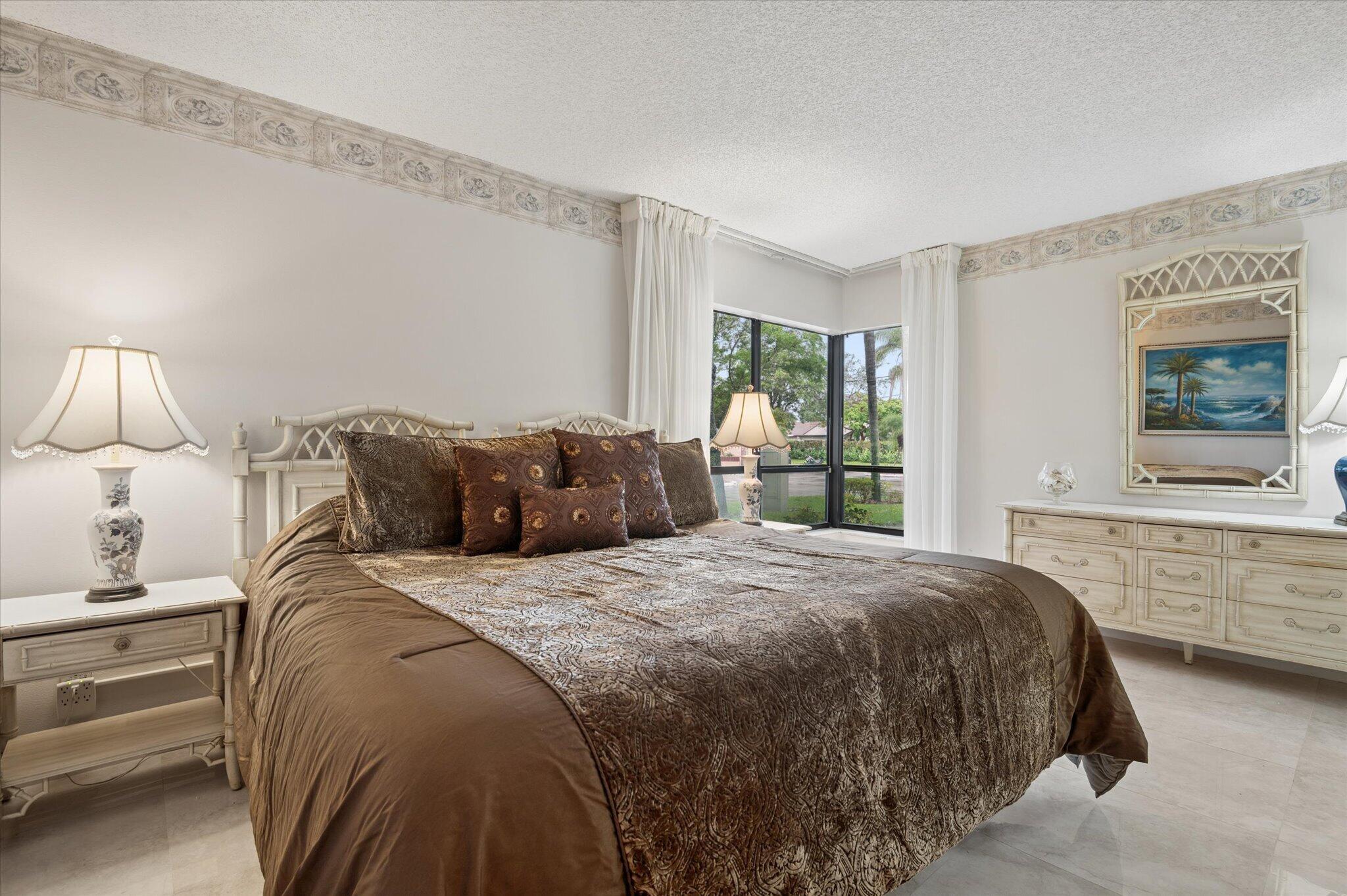 MEADOWRIDGE CONDO - Residential
